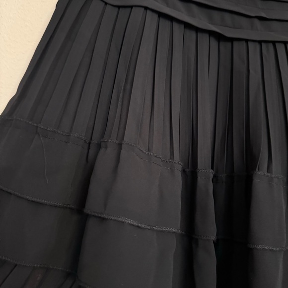 Sam Edelman Black Pleated Lace Layered Skirt Size 2 - Picture 7 of 16